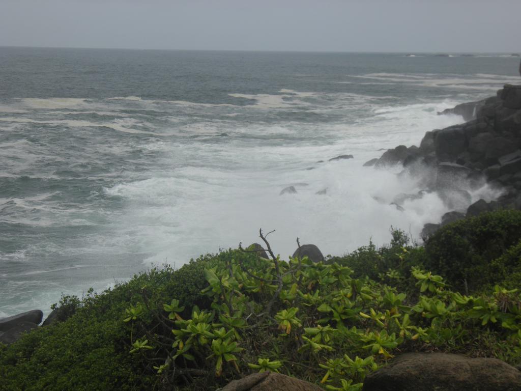 Strand Unawatuna Extérieur photo